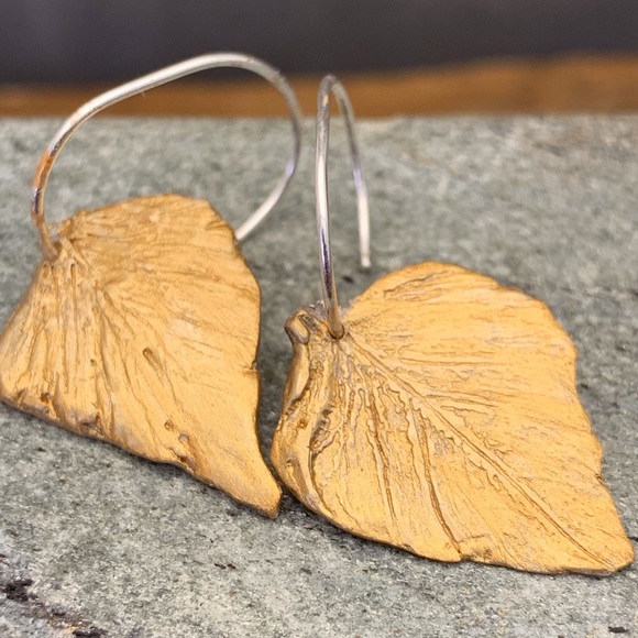 Matana organic leaf earrings and silver hoops - Picture 3 of 7